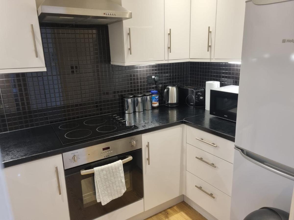 Stunning 2 Bed/2 Bath Flat In Waterloo, London Apartment Exterior photo