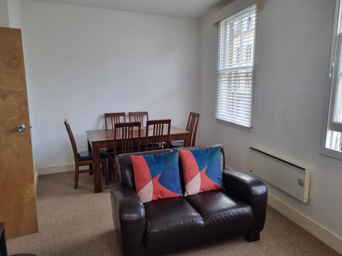 Stunning 2 Bed/2 Bath Flat In Waterloo, London Apartment Exterior photo